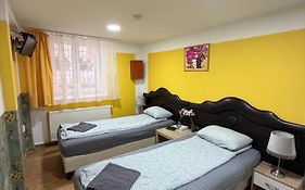 Deniz Pension